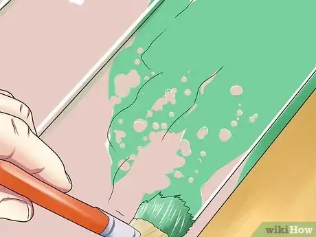 Immagine titolata Remove Paint from Wooden Objects and Refinish Them Step 32