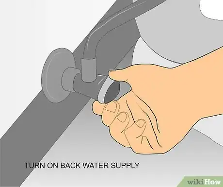 Immagine titolata Fix a Leaky Toilet Tank Step 23