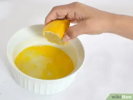 Immagine titolata Make a Homemade (Natural) Protein Hair Mask Step 4
