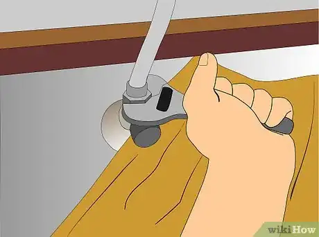 Immagine titolata Fix a Leaky Toilet Tank Step 14