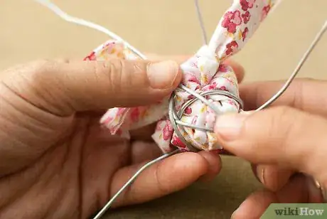 Immagine titolata Make Sky Lanterns Step 3