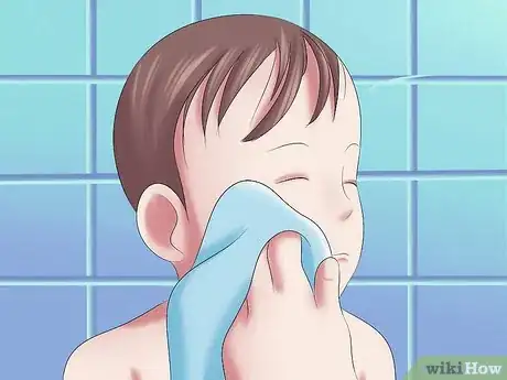 Immagine titolata Give Your Baby a Bath when Traveling Step 11