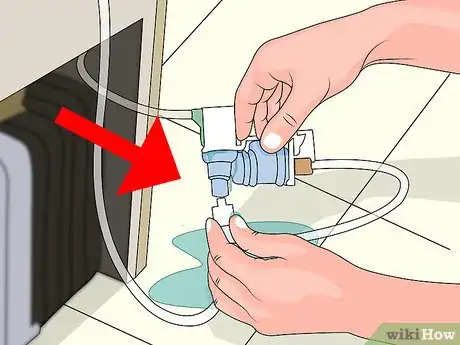 Immagine titolata Fix a Leaking Refrigerator Step 26
