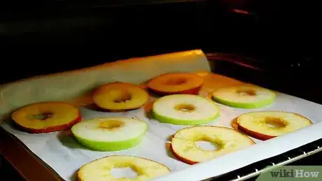 Immagine titolata Dry Apples in the Oven Step 7