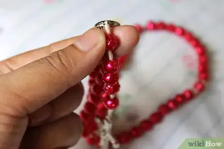 Immagine titolata Say the Rosary Step 4