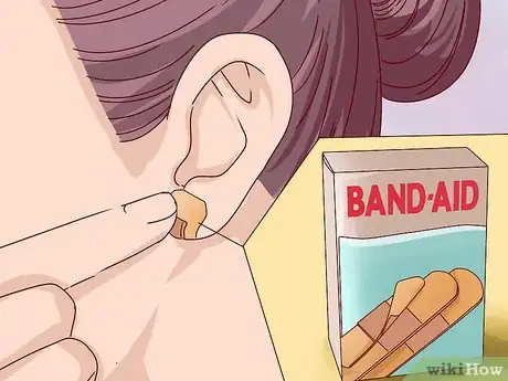 Immagine titolata Hide an Ear Piercing Step 3