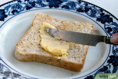 Immagine titolata Make Buttered Toast Step 4