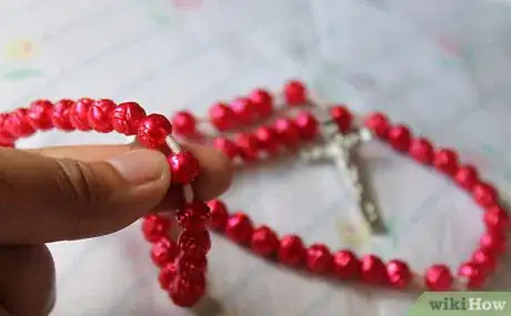 Immagine titolata Say the Rosary Step 8