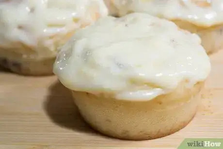 Immagine titolata Add Filling to a Cupcake Step 4