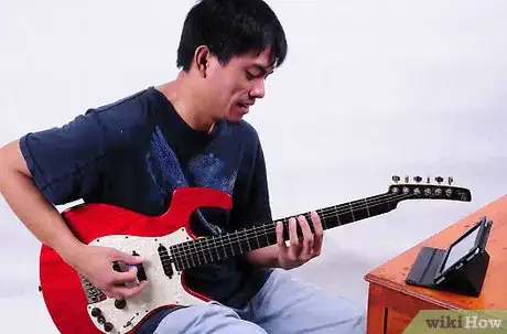 Immagine titolata Increase Your Speed and Finger Strength on the Fretboard Step 15
