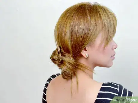 Immagine titolata Do Simple and Cute Hairstyles Step 4