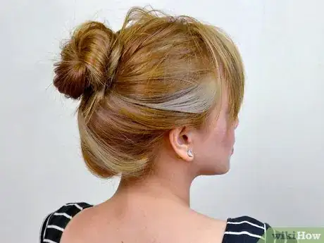 Immagine titolata Do Simple and Cute Hairstyles Step 3