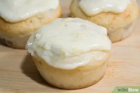 Immagine titolata Add Filling to a Cupcake Step 3
