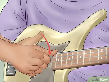 Immagine titolata Play Slap Bass Step 4