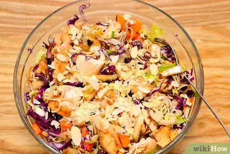 Immagine titolata Make an Easy Chicken Salad Step 23