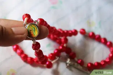 Immagine titolata Say the Rosary Step 9