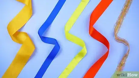 Immagine titolata Make a Bow Out of a Ribbon Step 25
