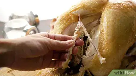 Immagine titolata Carve a Turkey Step 8