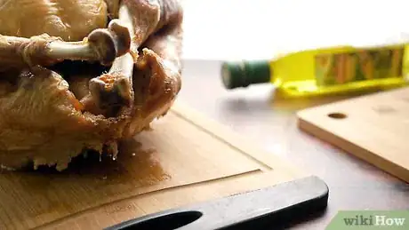 Immagine titolata Carve a Turkey Step 1