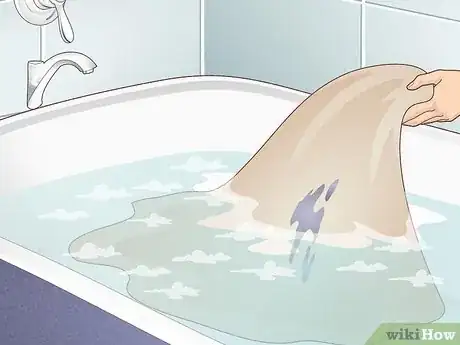 Immagine titolata Remove Spots from Linen Step 10