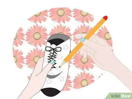 Immagine titolata Decorate Shoes Step 4