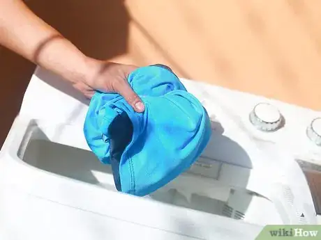 Immagine titolata Remove Ink Stains from Polyester Step 18