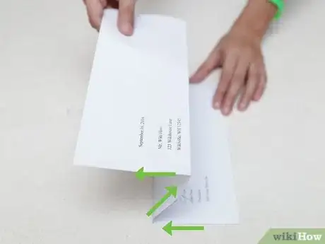 Immagine titolata Fold and Insert a Letter Into an Envelope Step 9