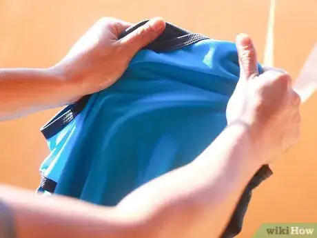 Immagine titolata Remove Ink Stains from Polyester Step 19