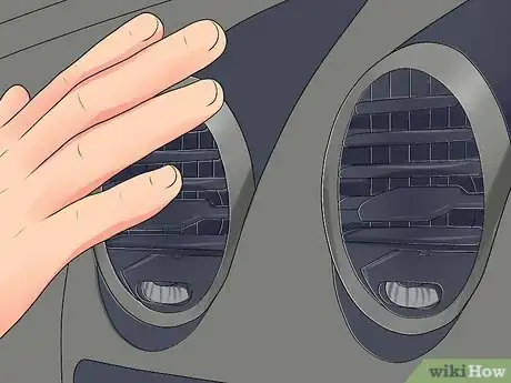 Immagine titolata Diagnose a Non Working Air Conditioning in a Car Step 3