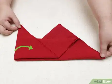 Immagine titolata Fold a Cloth Napkin Step 22