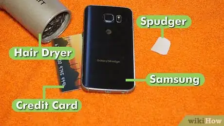 Immagine titolata Take the Back Off a Samsung Galaxy Step 1
