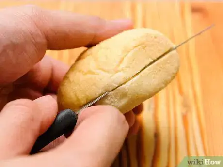 Immagine titolata Toast Buns Step 17