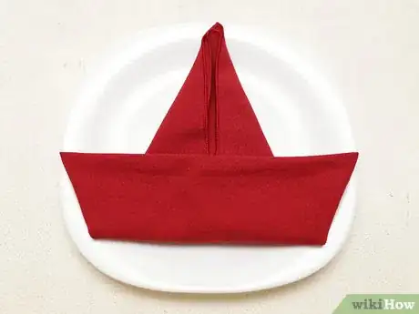 Immagine titolata Fold a Cloth Napkin Step 41