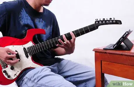 Immagine titolata Increase Your Speed and Finger Strength on the Fretboard Step 10