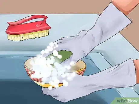 Immagine titolata Clean Fine China in a Dishwasher Step 9