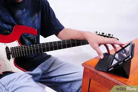 Immagine titolata Increase Your Speed and Finger Strength on the Fretboard Step 11