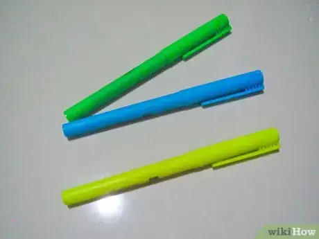 Immagine titolata Personalize Your Locker Step 8