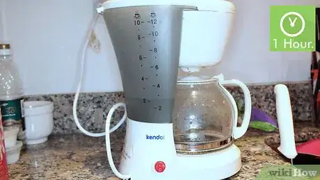 Immagine titolata Clean a Coffee Maker Step 7
