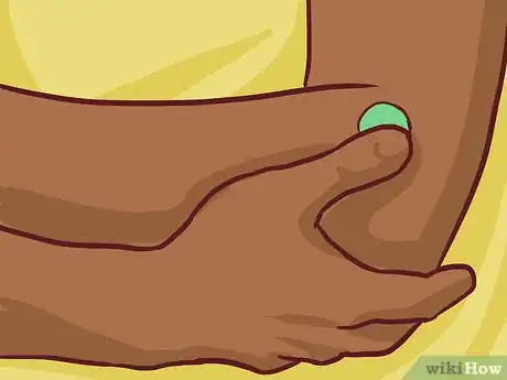 Immagine titolata Use Acupressure for Weight Loss Step 3