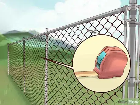 Immagine titolata Remove a Chain Link Fence Step 8