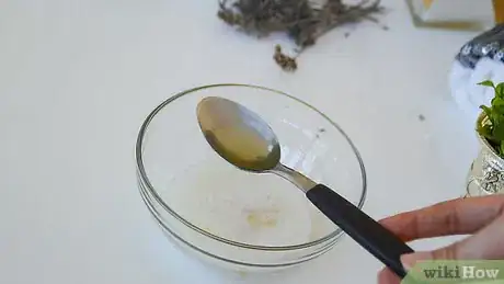 Immagine titolata Make Your Own Bubble Bath Step 4