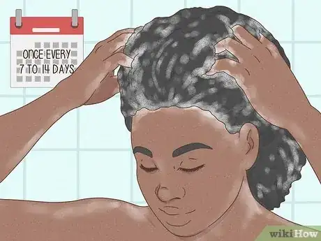 Immagine titolata How Often Should Black Hair Be Washed Step 1