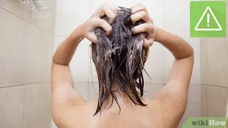 Immagine titolata Wash Your Hair Step 4