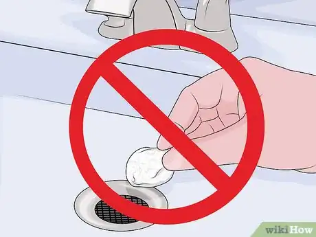 Immagine titolata Clean a Bathroom Sink Drain Step 9