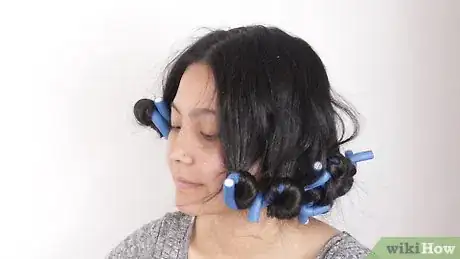 Immagine titolata Curl Your Hair Without Heat Step 9