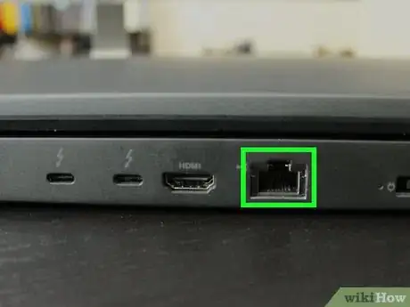 Immagine titolata Connect an Ethernet Cable to a Laptop Step 2