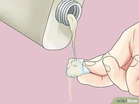 Immagine titolata Remove Paint from Wooden Objects and Refinish Them Step 23
