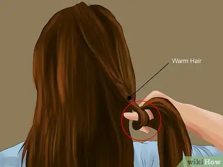 Immagine titolata Apply Hair Extensions Step 17