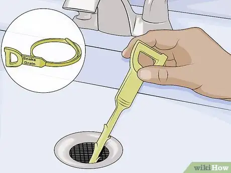 Immagine titolata Clean a Bathroom Sink Drain Step 8