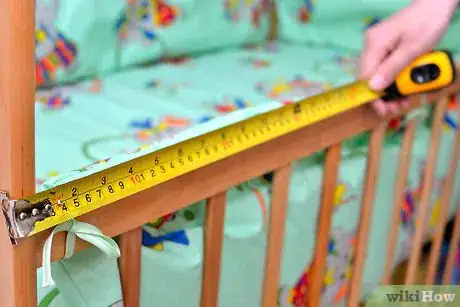 Immagine titolata Choose a Baby Crib Mattress Step 1